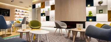 Suites Plaza Hotel & Wellness