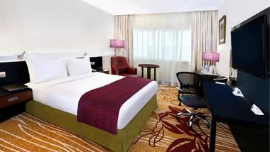 Excelsior Hotel Downtown