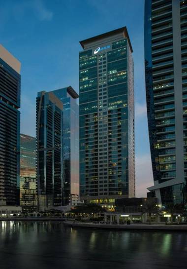 Oaks Liwa Heights Hotel Suites