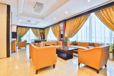 Landmark Summit Hotel