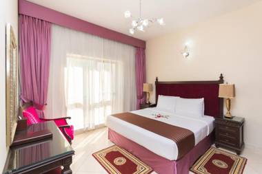 Auris Boutique Hotel Apartments - AlBarsha
