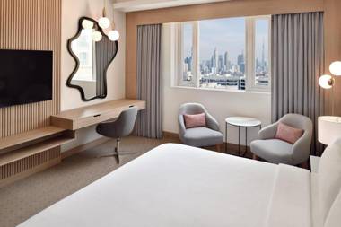 Crowne Plaza - Dubai Jumeirah an IHG Hotel