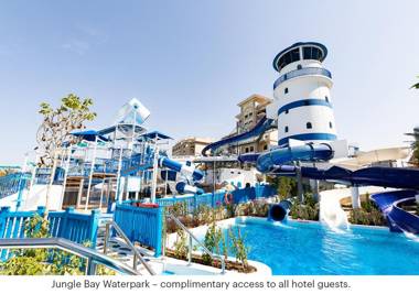 Le Meridien Mina Seyahi Beach Resort & Waterpark