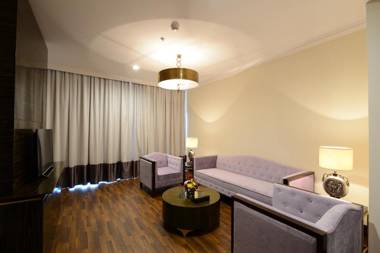 Landmark Premier Hotel