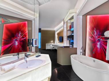 V Hotel Dubai Curio Collection by Hilton