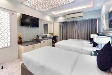 OYO 338 Transworld Hotel