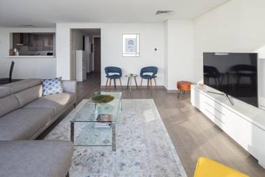 Frank Porter - Al Bateen Residence