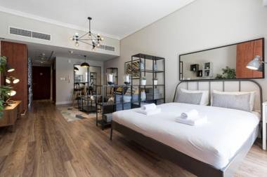 GuestReady - Industrial Chic