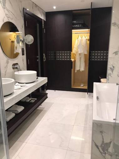 Millennium Place Dubai Marina