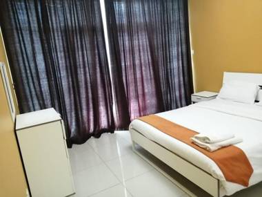 One Bedroom with Marina View 