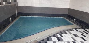 High Floor Beautiful Two Bedroom Apartment