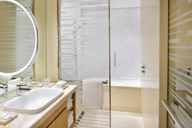 Crowne Plaza Dubai Marina an IHG Hotel