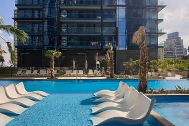 Homes Getaway - Luxury Apartment at Marina Gate 2