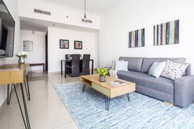 Premier 1BR Apartment in JLT - Sleeps 3!