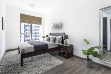 Stunning Marina 2BR With Sea Views