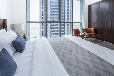 Stunning Marina 2BR With Sea Views