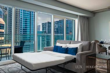 LUX - Lavish Suite with Full Palm Jumeirah View 2