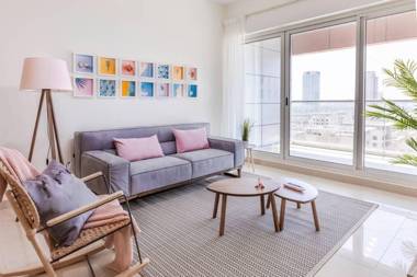 Spacious 2 BDR Near Internet City Netflix Pool