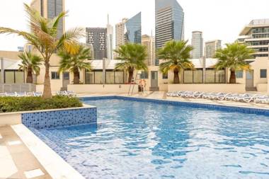 Comfortable studio with great view in Bay Central!