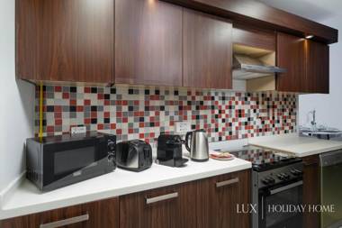 LUX - Opulent Island Suite 3