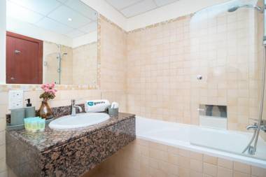 Fantastic sea views apartment next to the beach