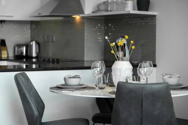 Spectacular duplex in DIFC near Burj khalifa