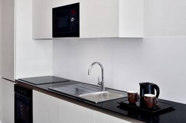 Mövenpick Hotel Apartments Downtown Dubai