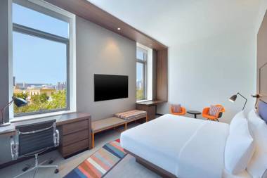 Aloft Al Mina Dubai