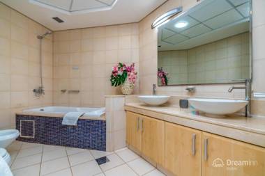 Dream Inn - Shoreline Palm Jumeirah