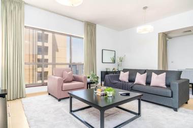 Livein Holiday Homes JBR