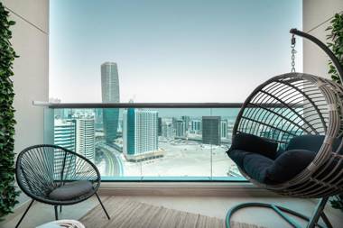 Charming apt. with views in Business Bay