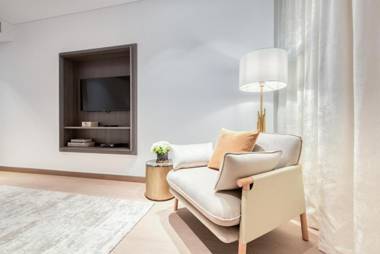 Palm Jumierah Luxury Apartments by Propr