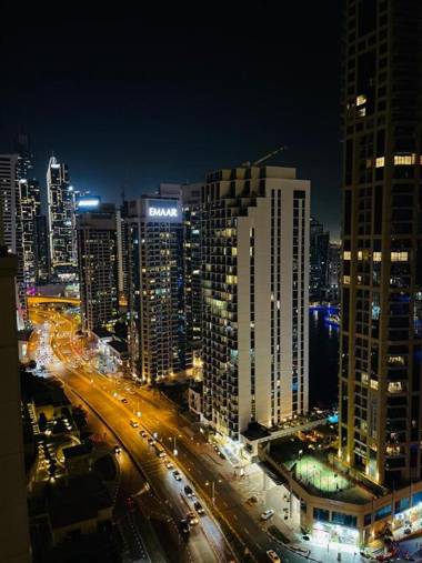 Elan Suits Penthouse With a Private Terrace Pool in JBR Beach