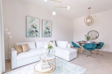 Fresh and Cozy 2Br Apartment in Dubai Marina!