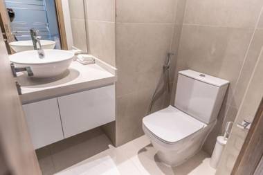 FAM Living - Studio One Tower - Marina View Studio