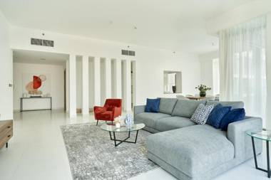 Sonder Downtown Towers