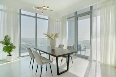 Sonder Downtown Towers