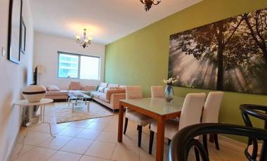 Splendid 1BR Apt with Marina View & Close to Metro