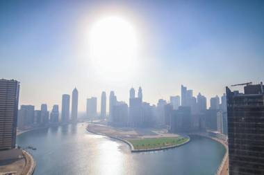 Signature Holiday Homes - Deluxe Studio Apartment in Business Bay