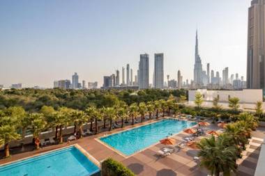 Refurbished studio with Burj Khalifa view in DIFC
