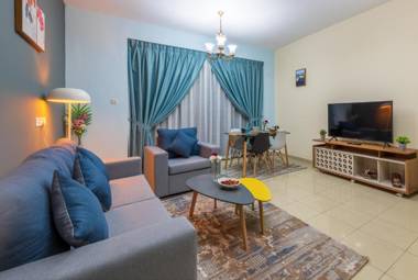 Trinity Holiday Homes - Standpoint Tower