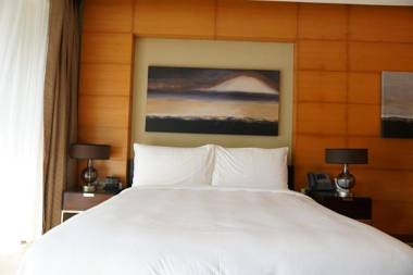 Burj View Spacious Studio Address Dubai Mall