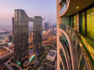 FIRST CLASS  2BR  DUBAI SKYLINE & SEA view