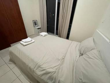 Spacious 1 Bedroom Apartment in JLT