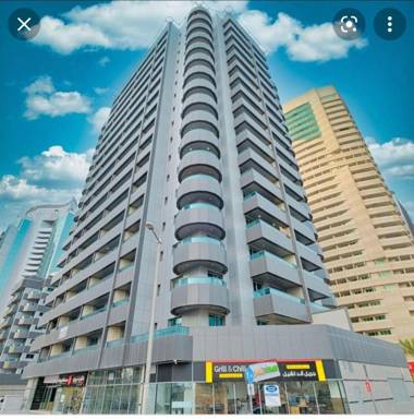 Luxury Private Room with Marina view- Close Metro.