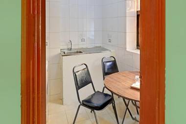 OYO 795 Al Karawan Hotel