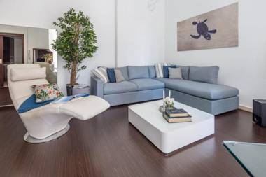 Beautiful 1BR Loft in Dubai Marina