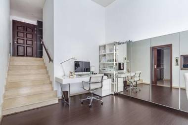 Beautiful 1BR Loft in Dubai Marina