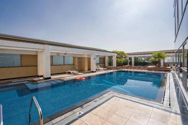 Pretty studio with open city view in DIFC