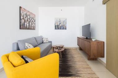 Stunning Spacious 2BR LOFT In Downtown Dubai!